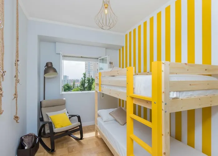 Airport リスボン